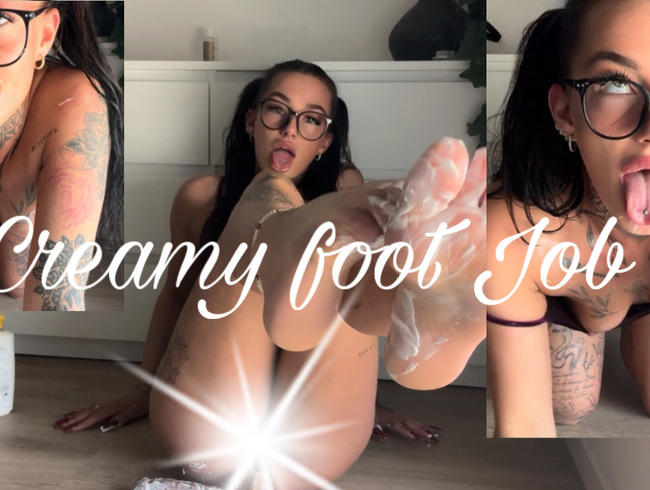 My first creamy foot job