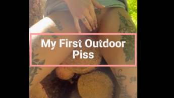 Outdoor Pissing