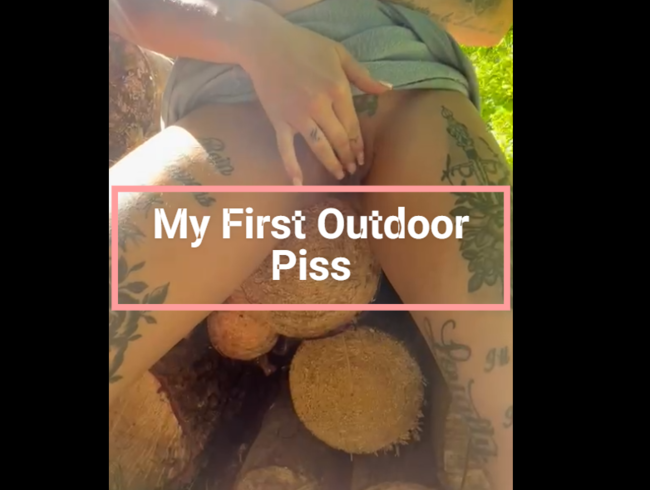 Outdoor Pissing