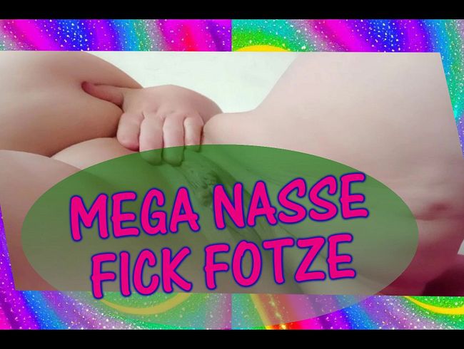 Mega Wet Fuck Pussy::My horny pussy is so wet